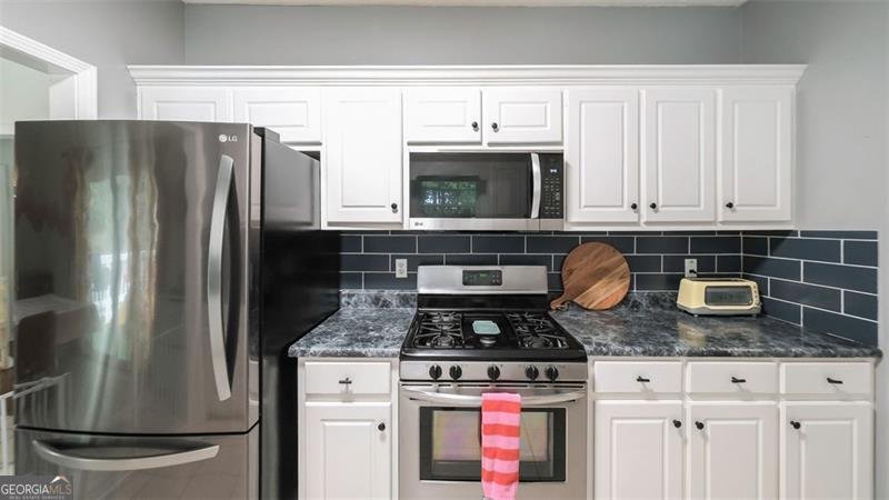 305 EAGLES NEST Circle Carrollton - 17