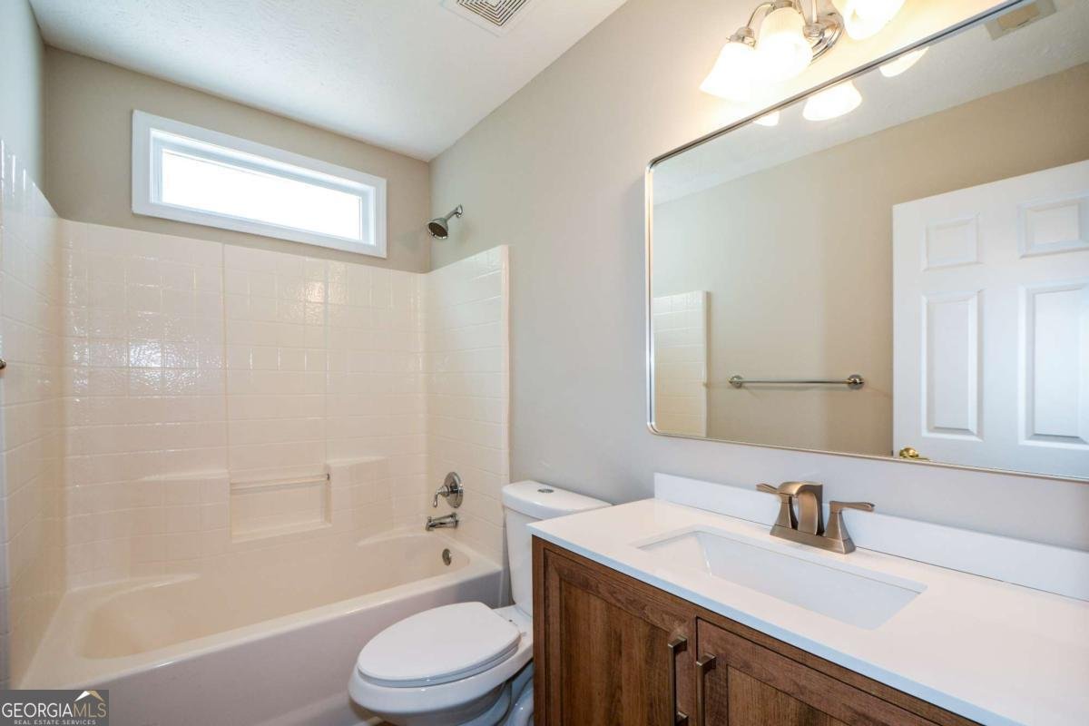 1045 Winthrope Chase Drive Alpharetta - 7