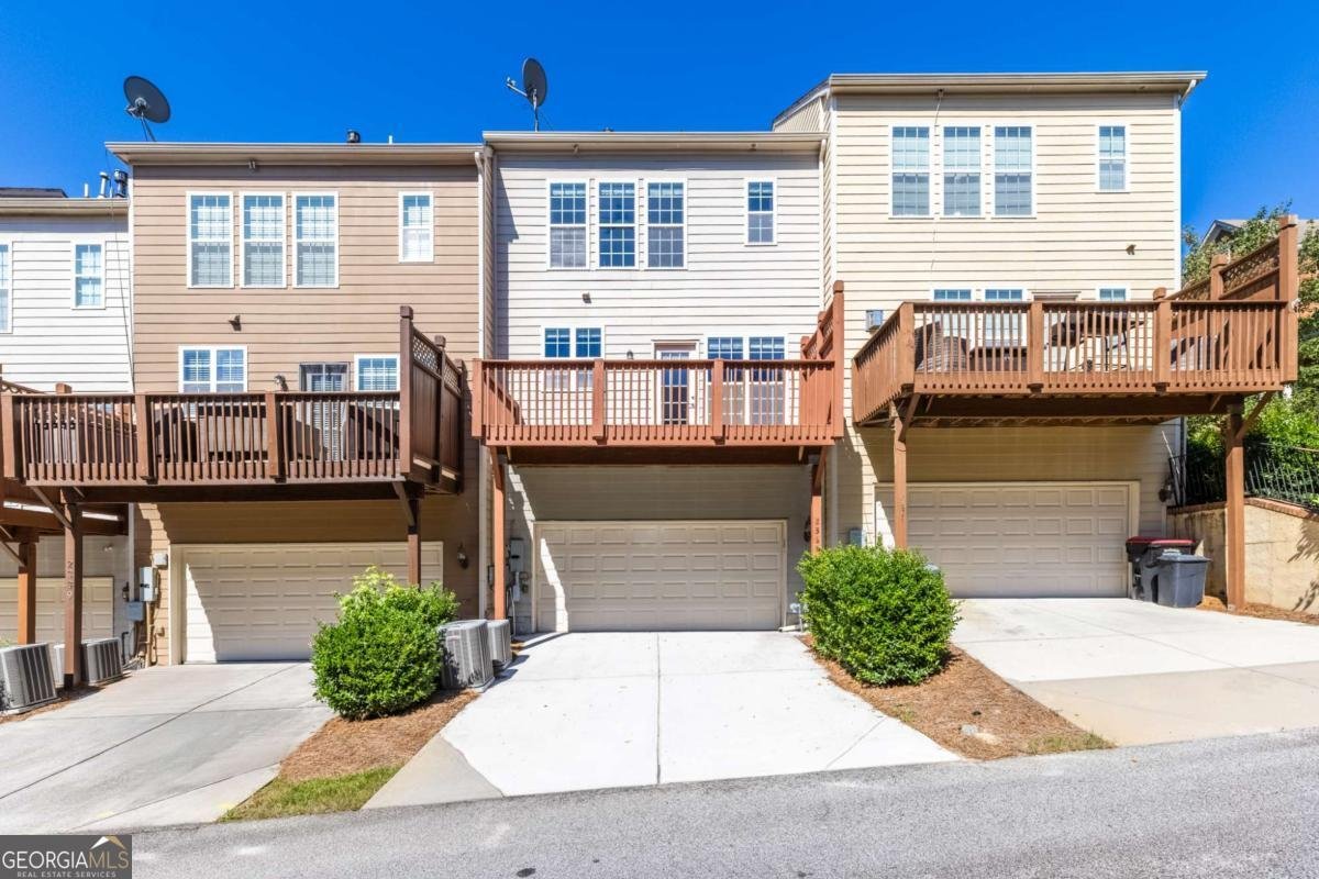2335 Millhaven Street Smyrna - 43