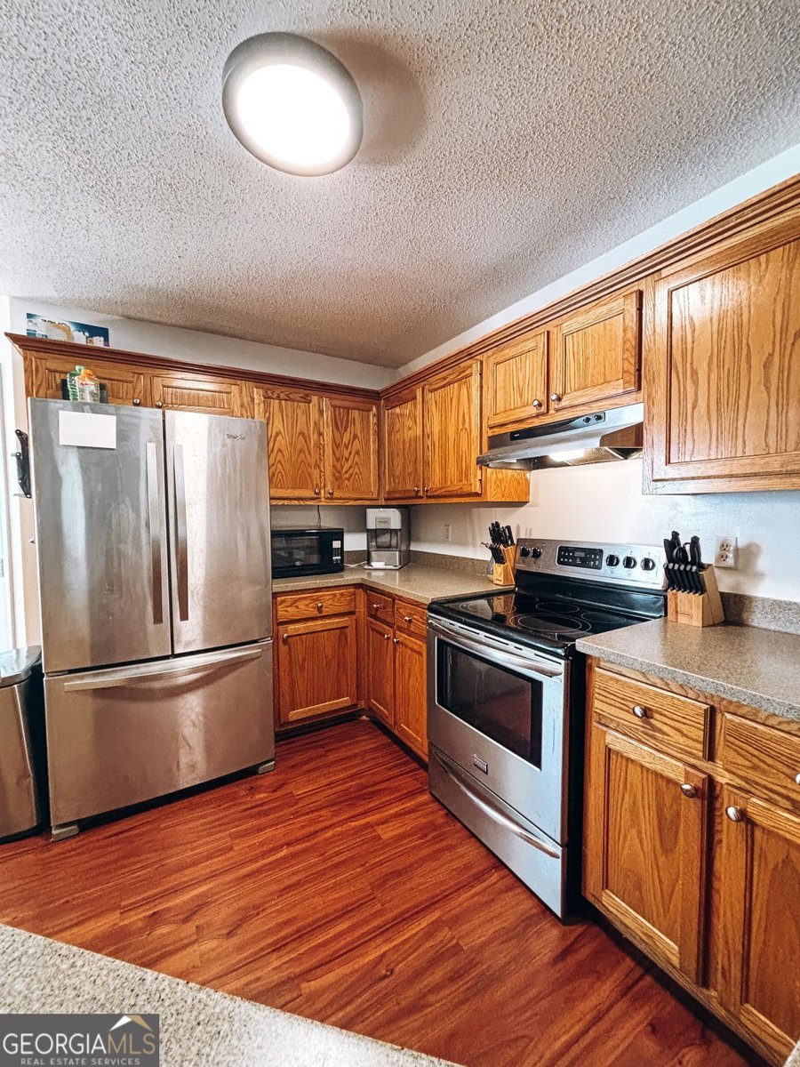 334 SUMMIT HEIGHTS Drive Nicholson - 12