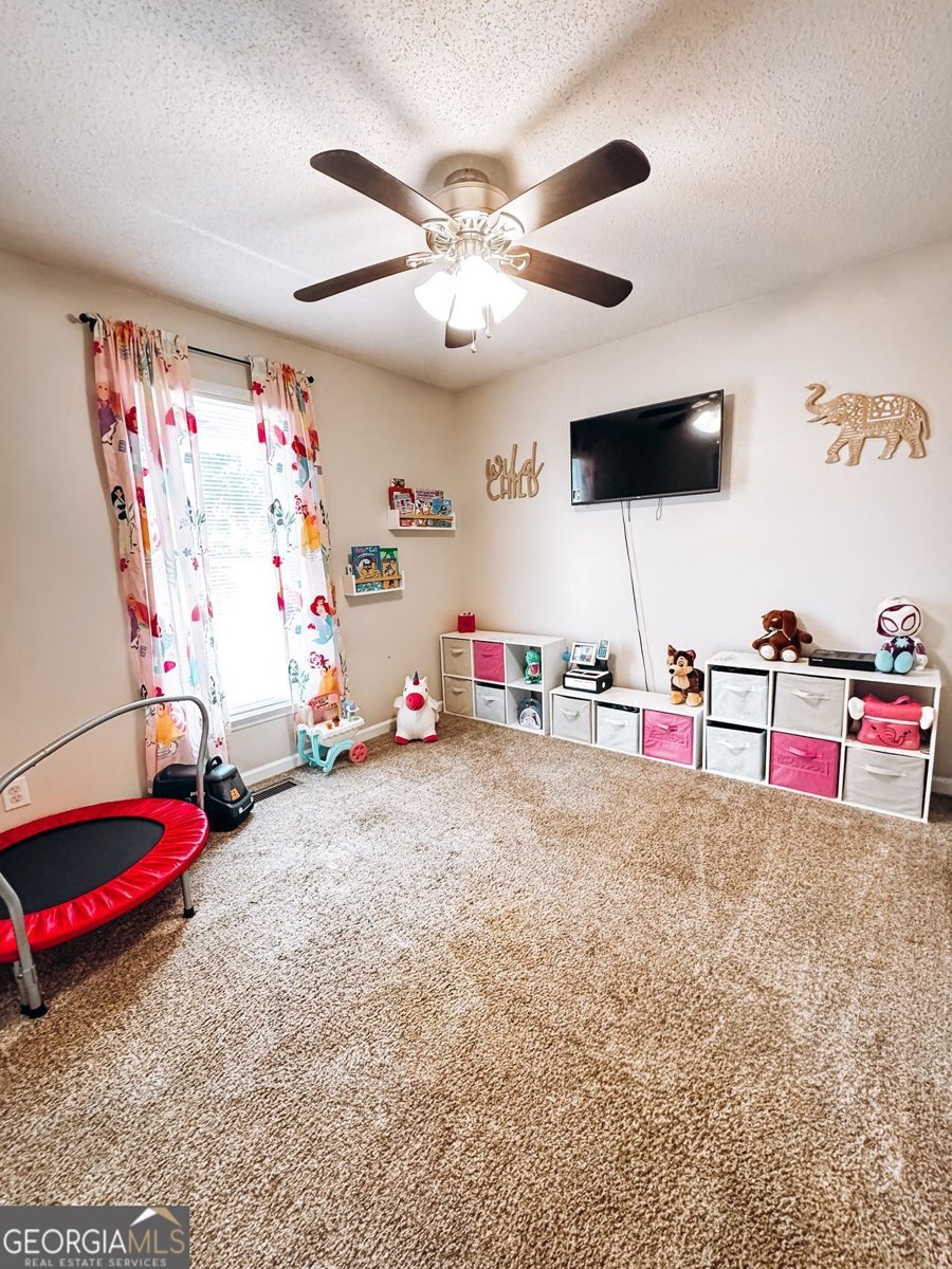 334 SUMMIT HEIGHTS Drive Nicholson - 24