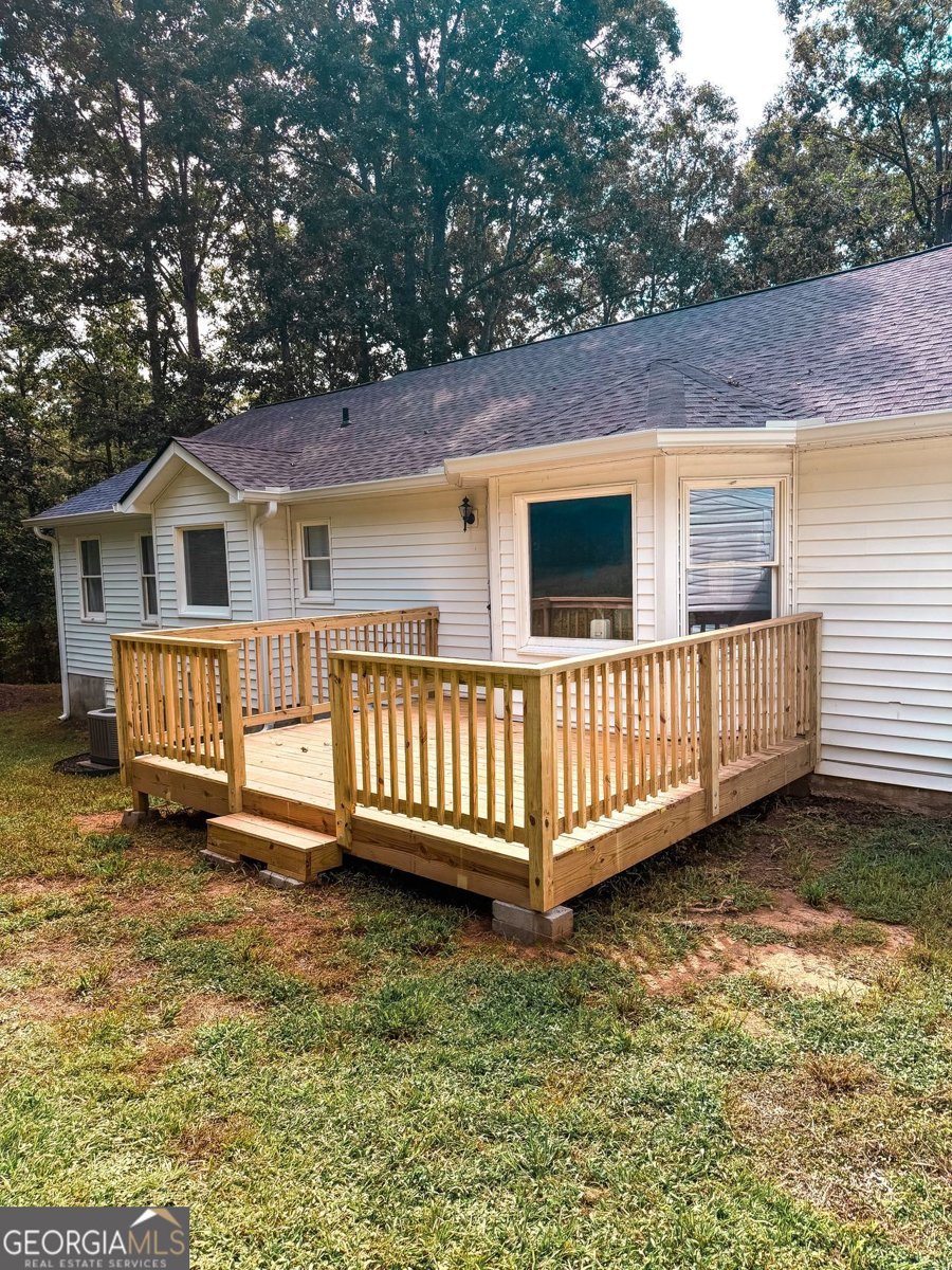 334 SUMMIT HEIGHTS Drive Nicholson - 32