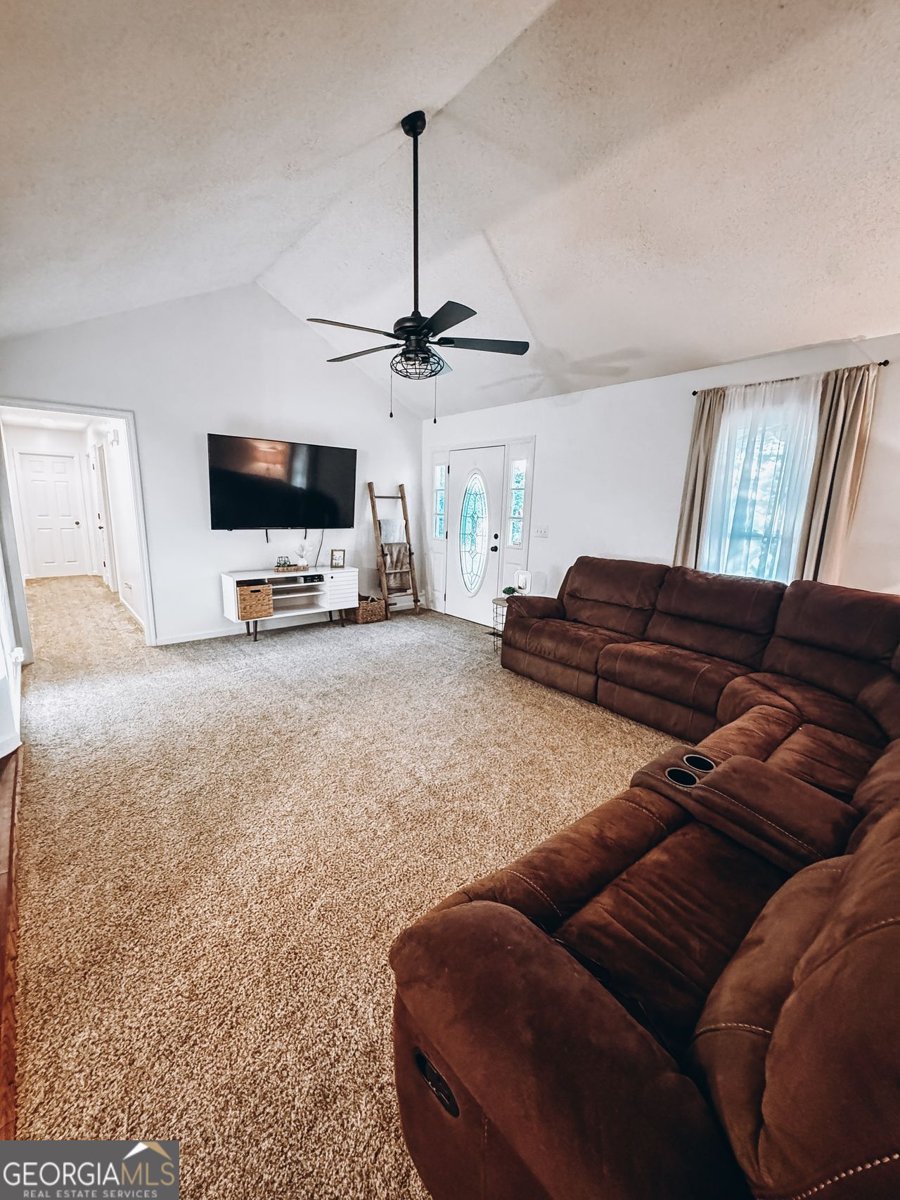 334 SUMMIT HEIGHTS Drive Nicholson - 4