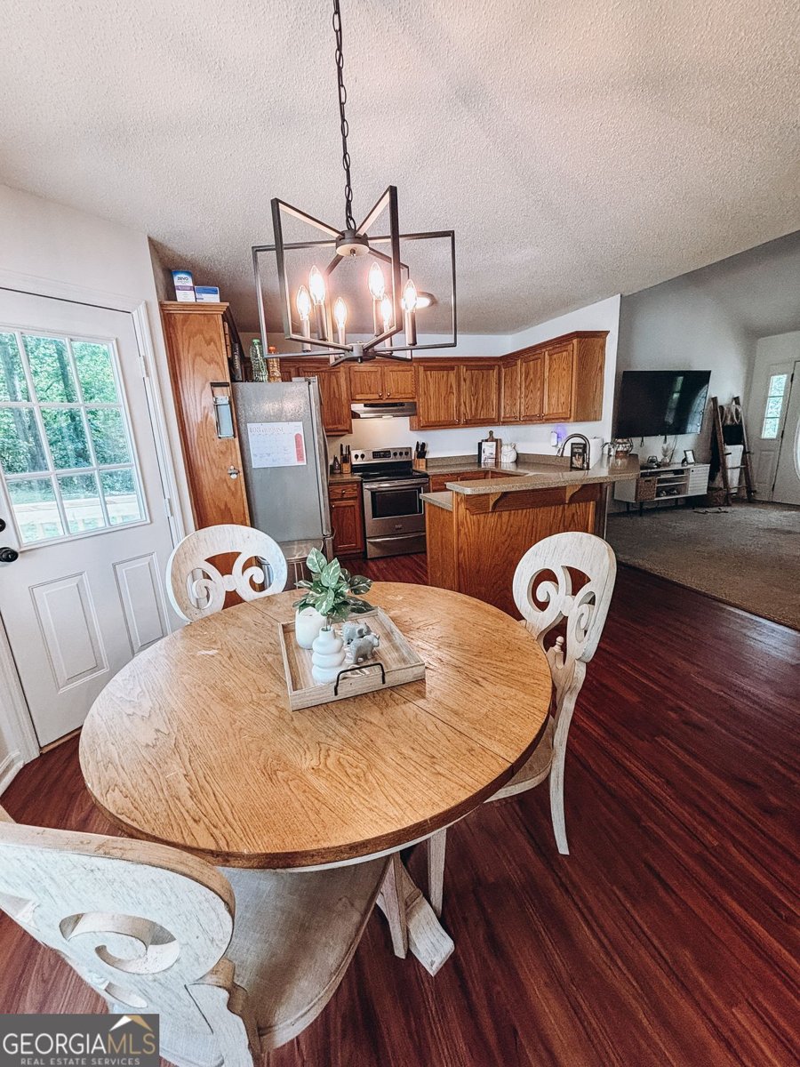 334 SUMMIT HEIGHTS Drive Nicholson - 6