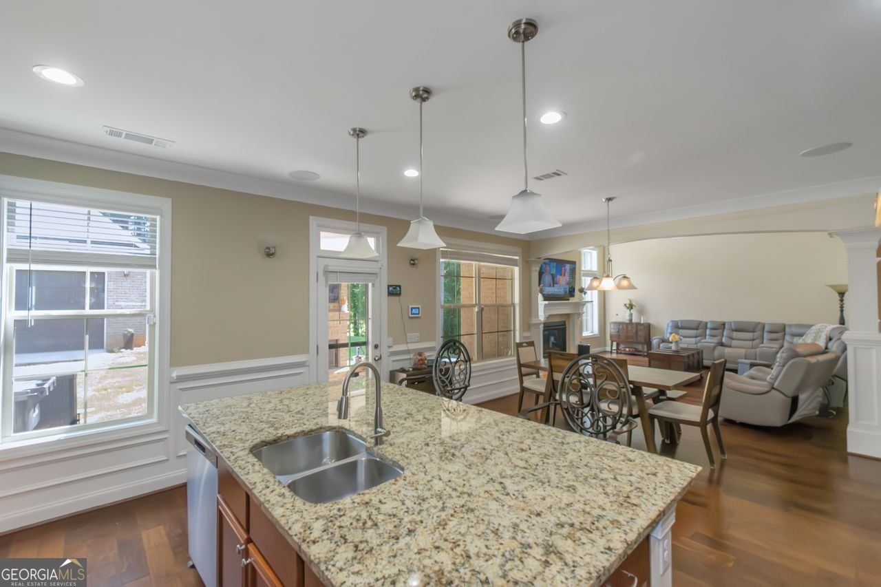 3238 ASHMORE Court Conyers - 32