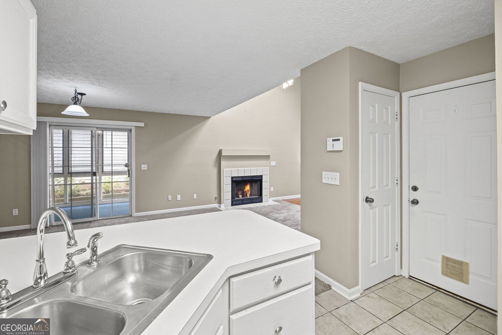1085 Britley Park Lane Woodstock - 1