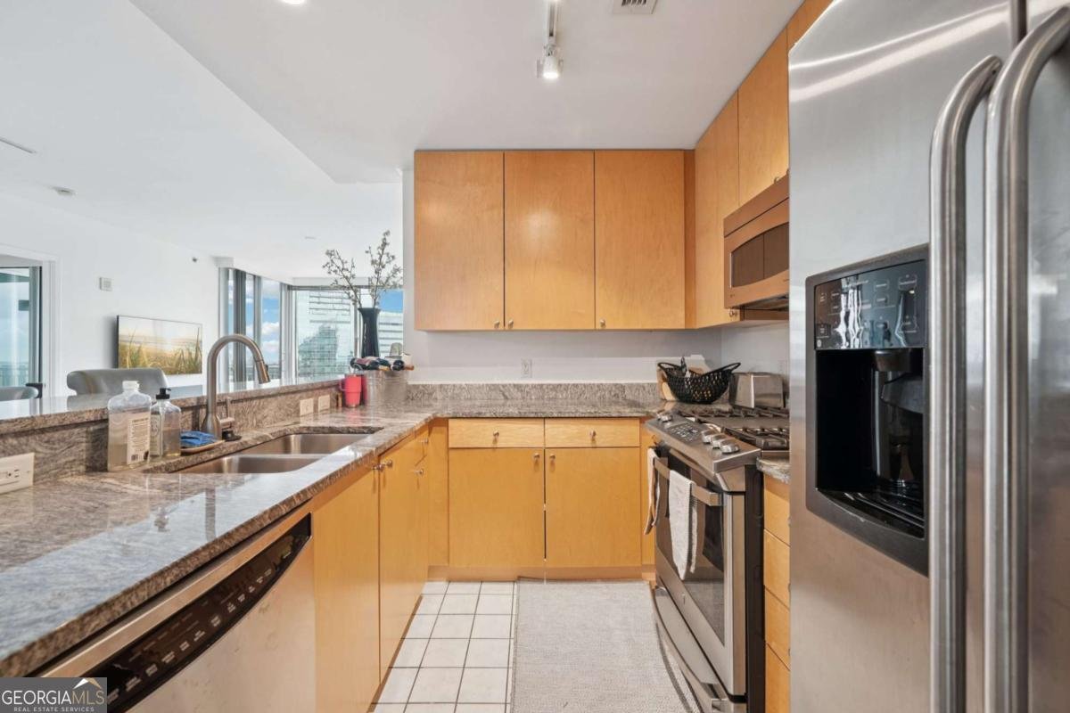 3338 Peachtree Road Atlanta - 12