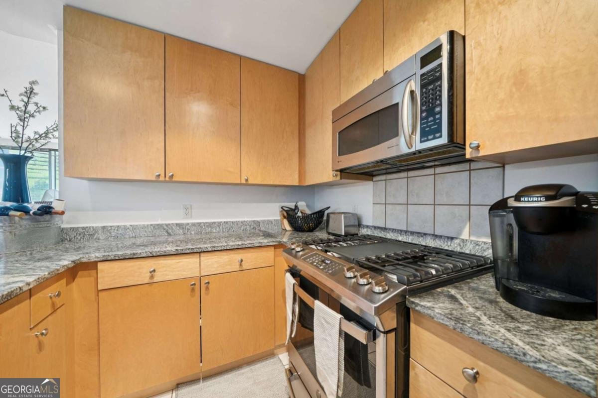 3338 Peachtree Road Atlanta - 14