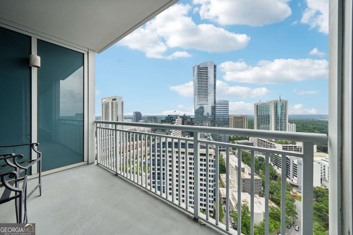 3338 Peachtree Road Atlanta - 26