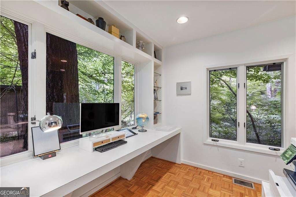 2050 Eldorado Drive Atlanta - 24