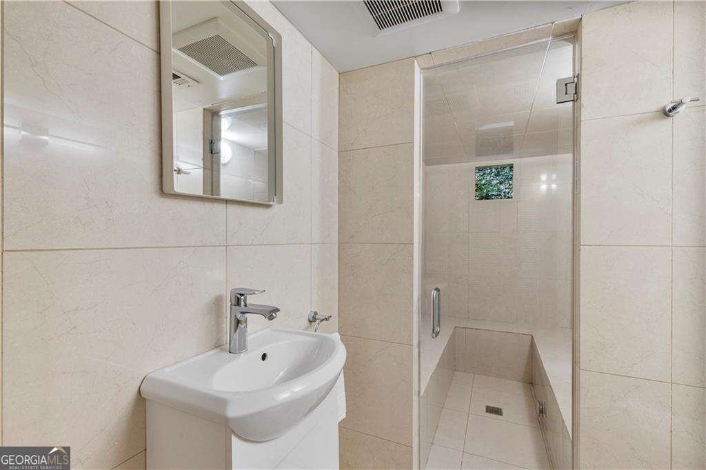 2050 Eldorado Drive Atlanta - 28