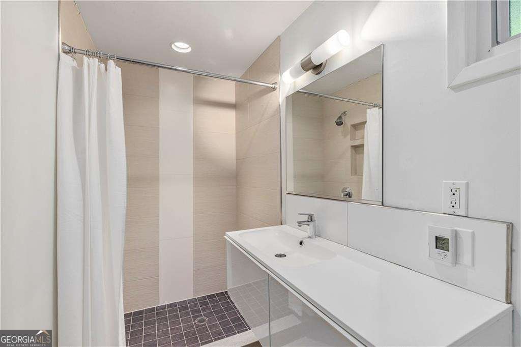 2050 Eldorado Drive Atlanta - 54