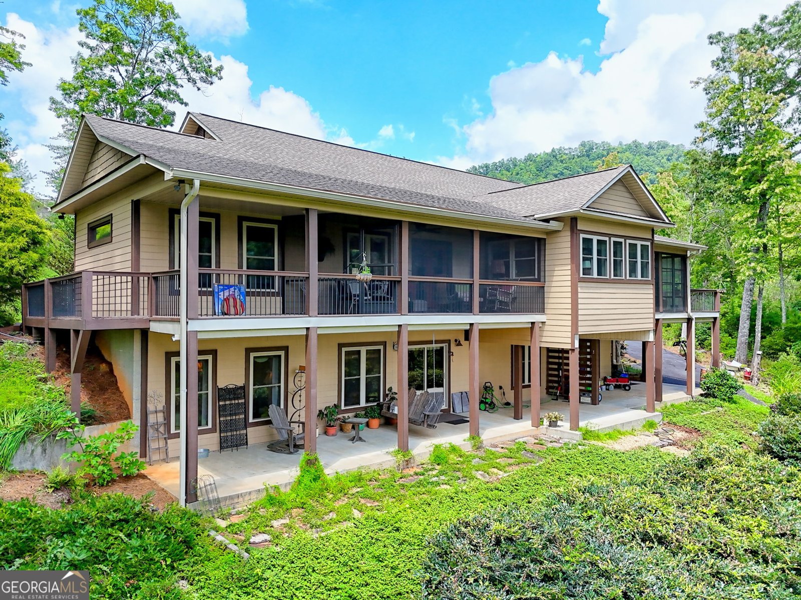 131 Ridgeline Court Clayton - 22