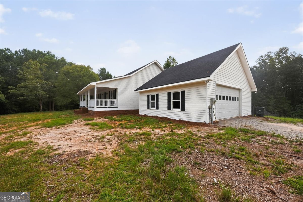 8529 Highway 87 Juliette - 26