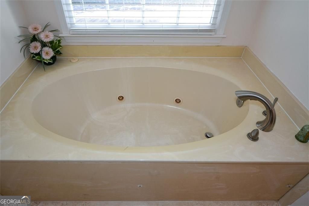 3430 Waters Mill Drive Alpharetta - 34
