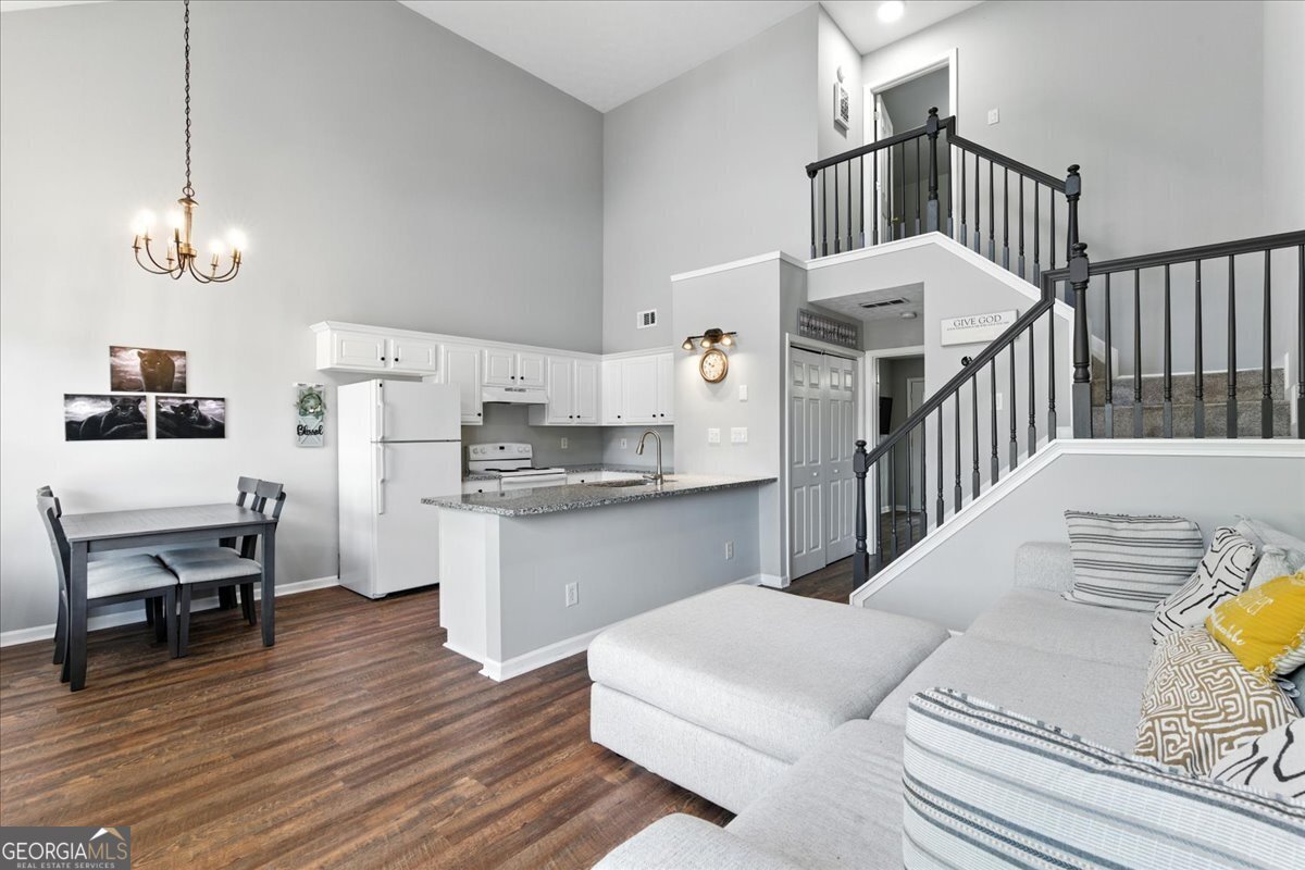 4190 Glen Iris Drive Cumming - 9