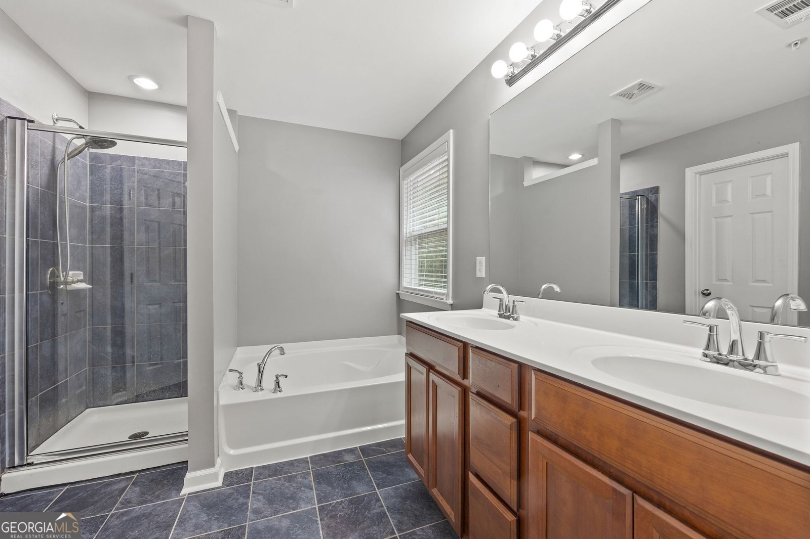 6191 Indian Wood Circle Mableton - 16