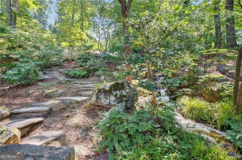 3033 Pine Valley Road Atlanta - 76