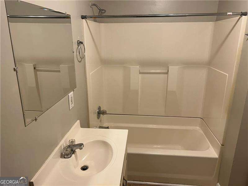 996 Forest Valley Drive Atlanta - 10