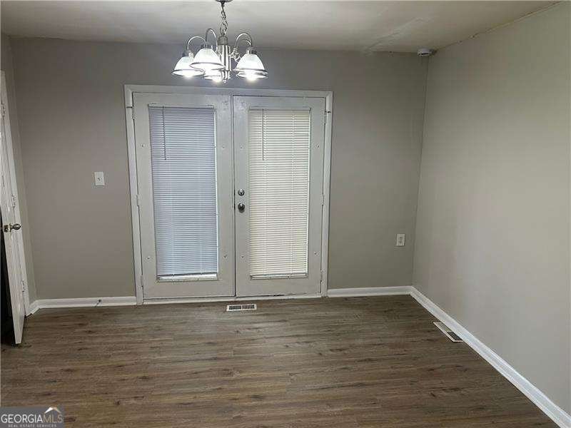 996 Forest Valley Drive Atlanta - 4