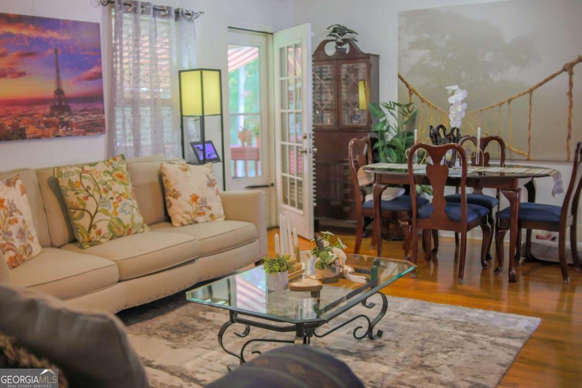 5059 Lancashire Court Flowery Branch - 2