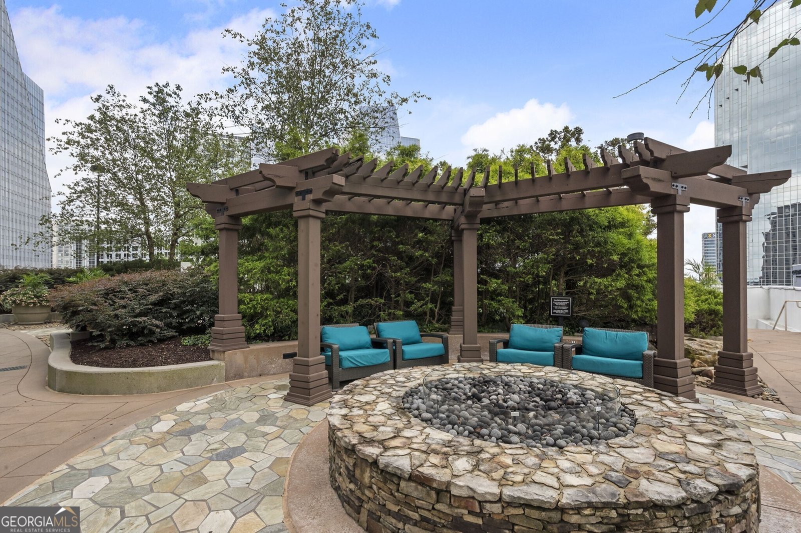 3324 Peachtree Road Atlanta - 24