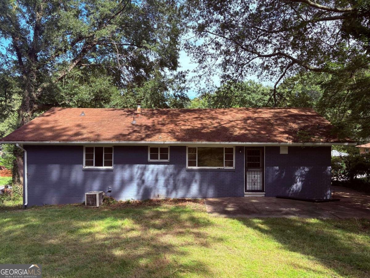 2595 Lancaster Drive Atlanta - 1