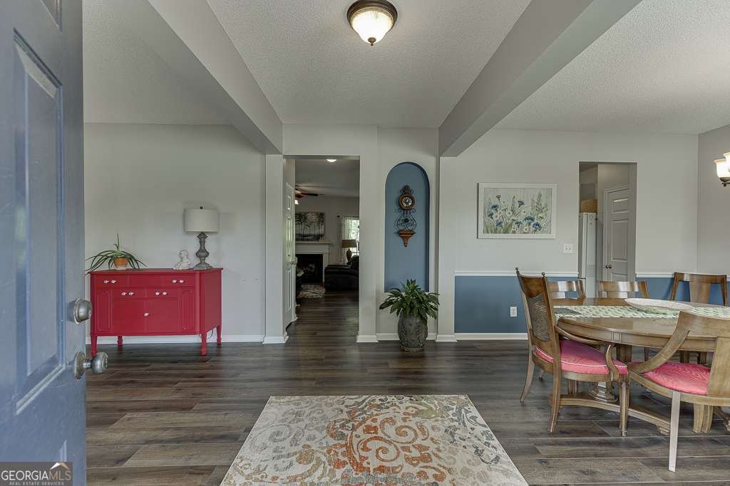 221 Beckenham Lane Dacula - 3