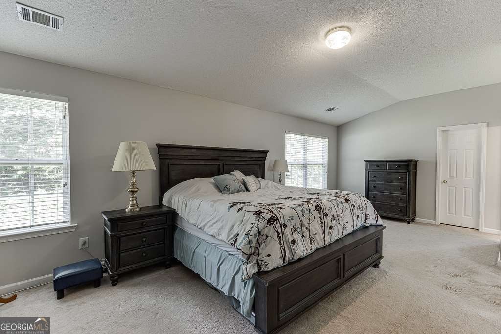 221 Beckenham Lane Dacula - 32
