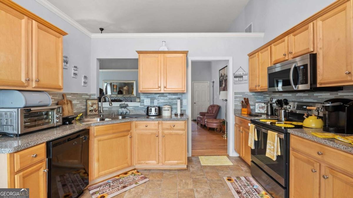107 Logan Creek Court Dallas - 3