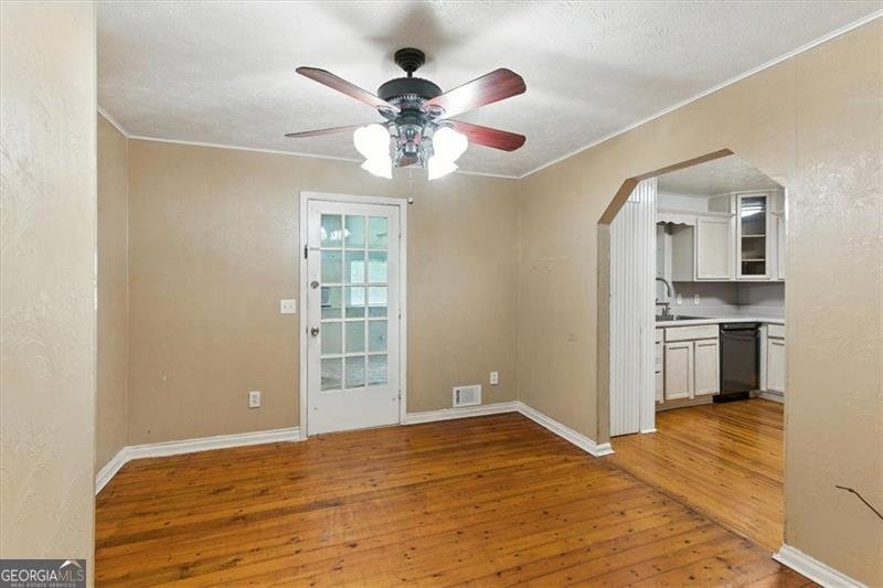 5725 MACEDIN Drive Douglasville - 20