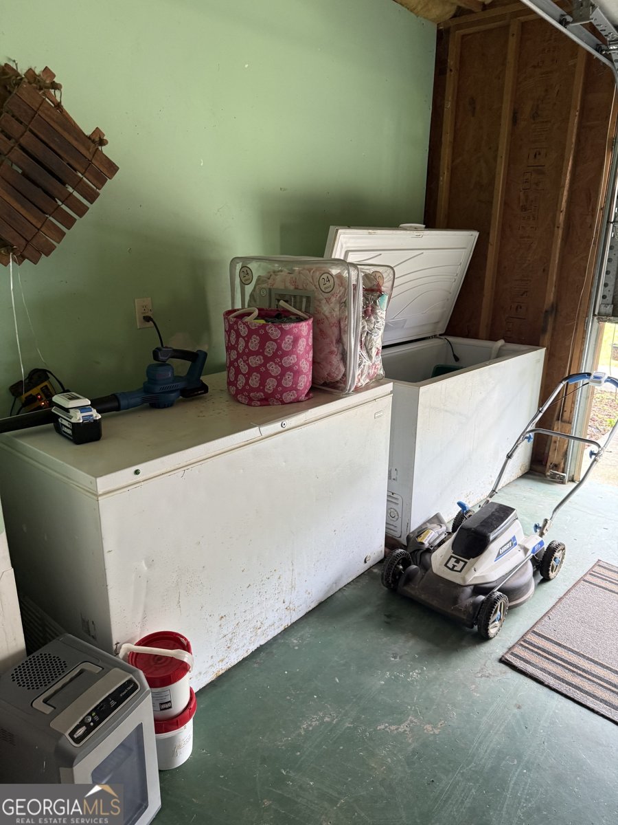 3903 Doe Run Drive Powder Springs - 54