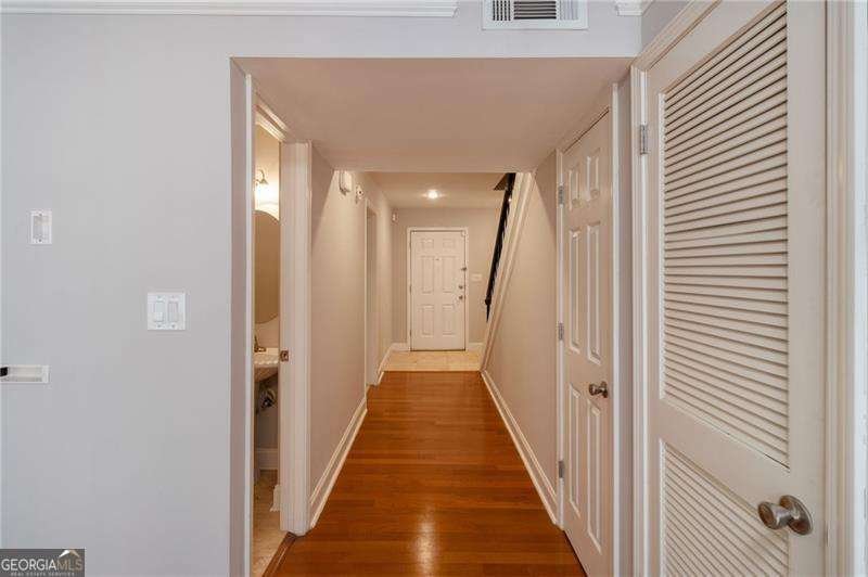 6980 Roswell Road Atlanta - 12