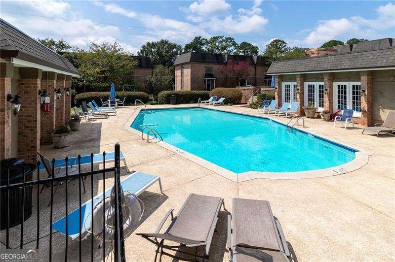 6980 Roswell Road Atlanta - 2