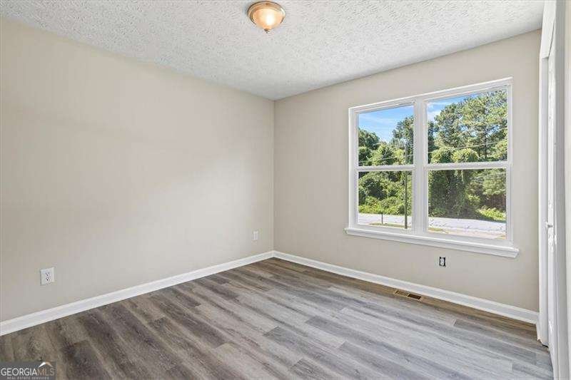4591 Meadows Road Powder Springs - 25