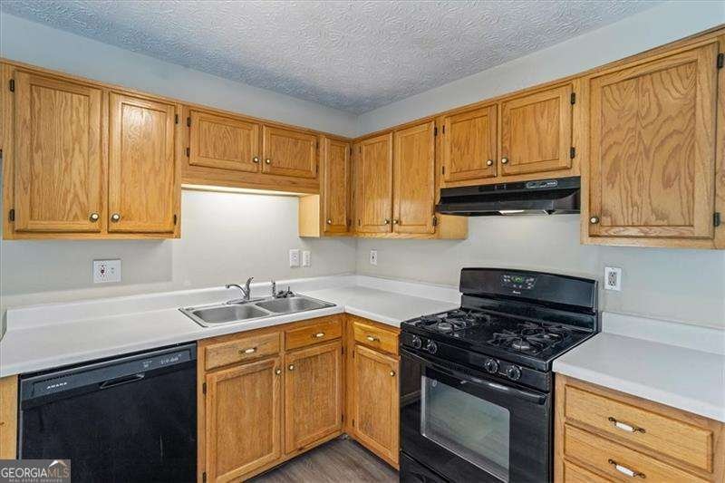 4591 Meadows Road Powder Springs - 8