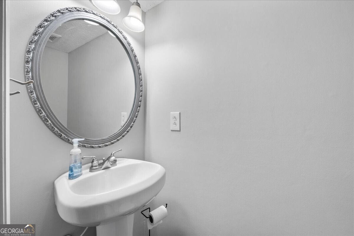 2136 Landing Way Marietta - 15