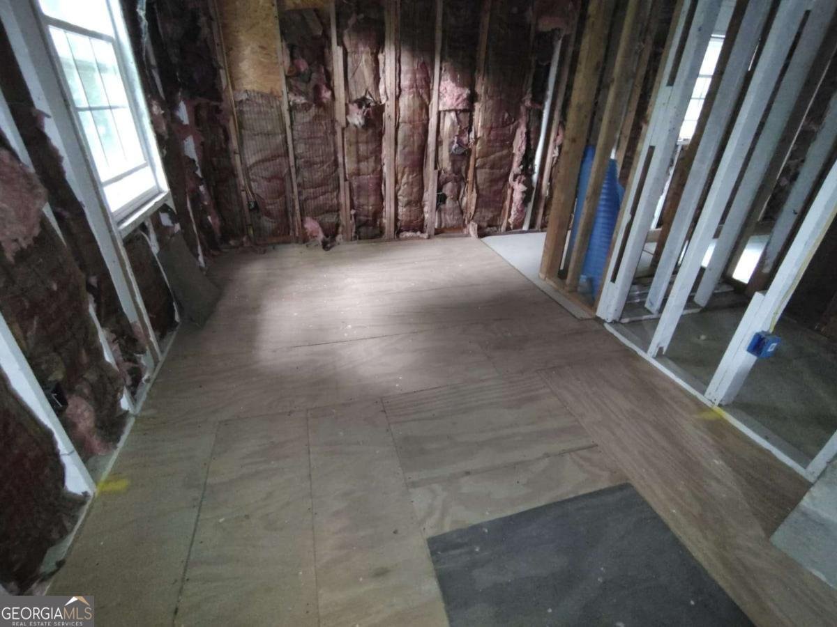 151 7th Street Cochran - 27