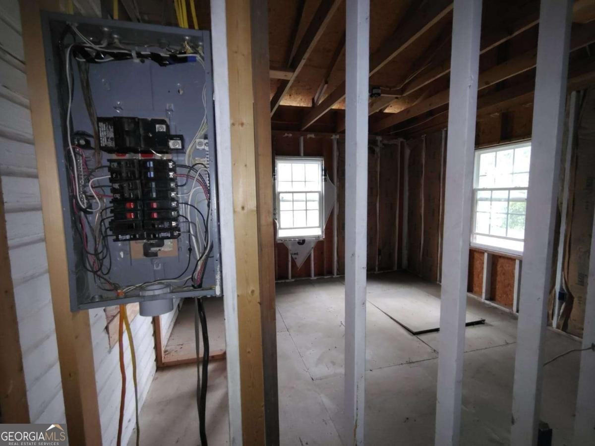 151 7th Street Cochran - 28