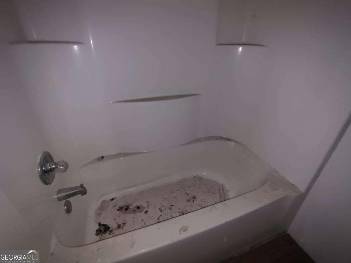 151 7th Street Cochran - 34