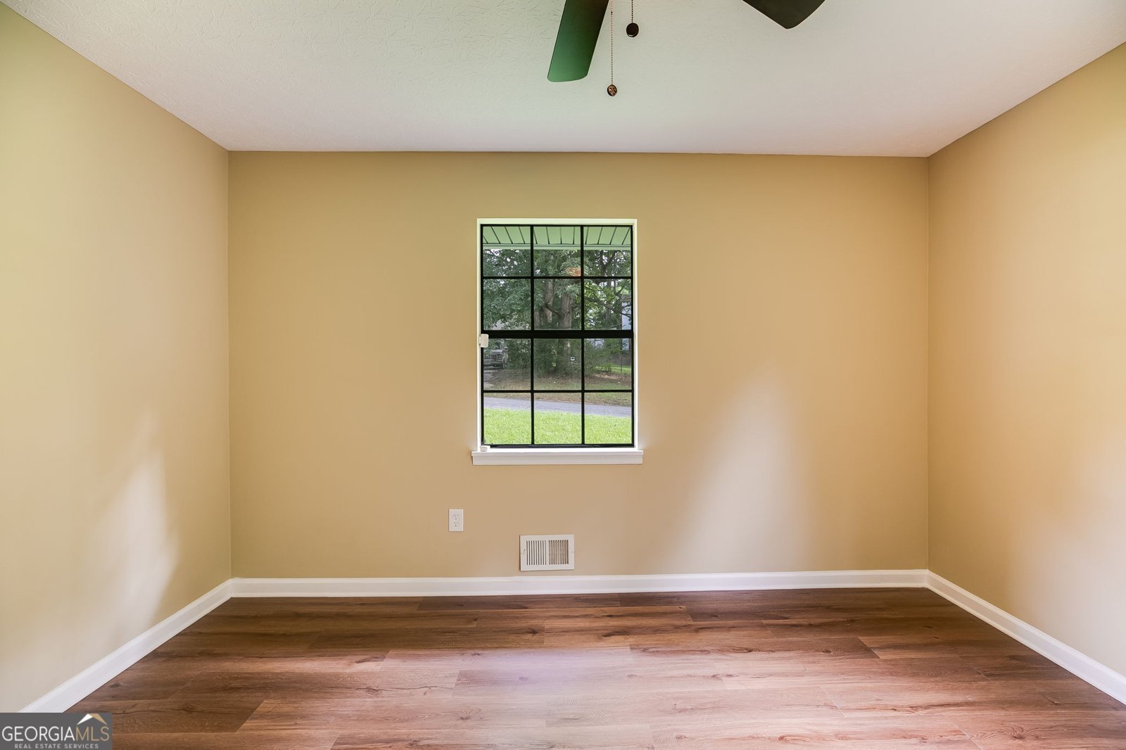 6201 Hillpine Drive Douglasville - 17