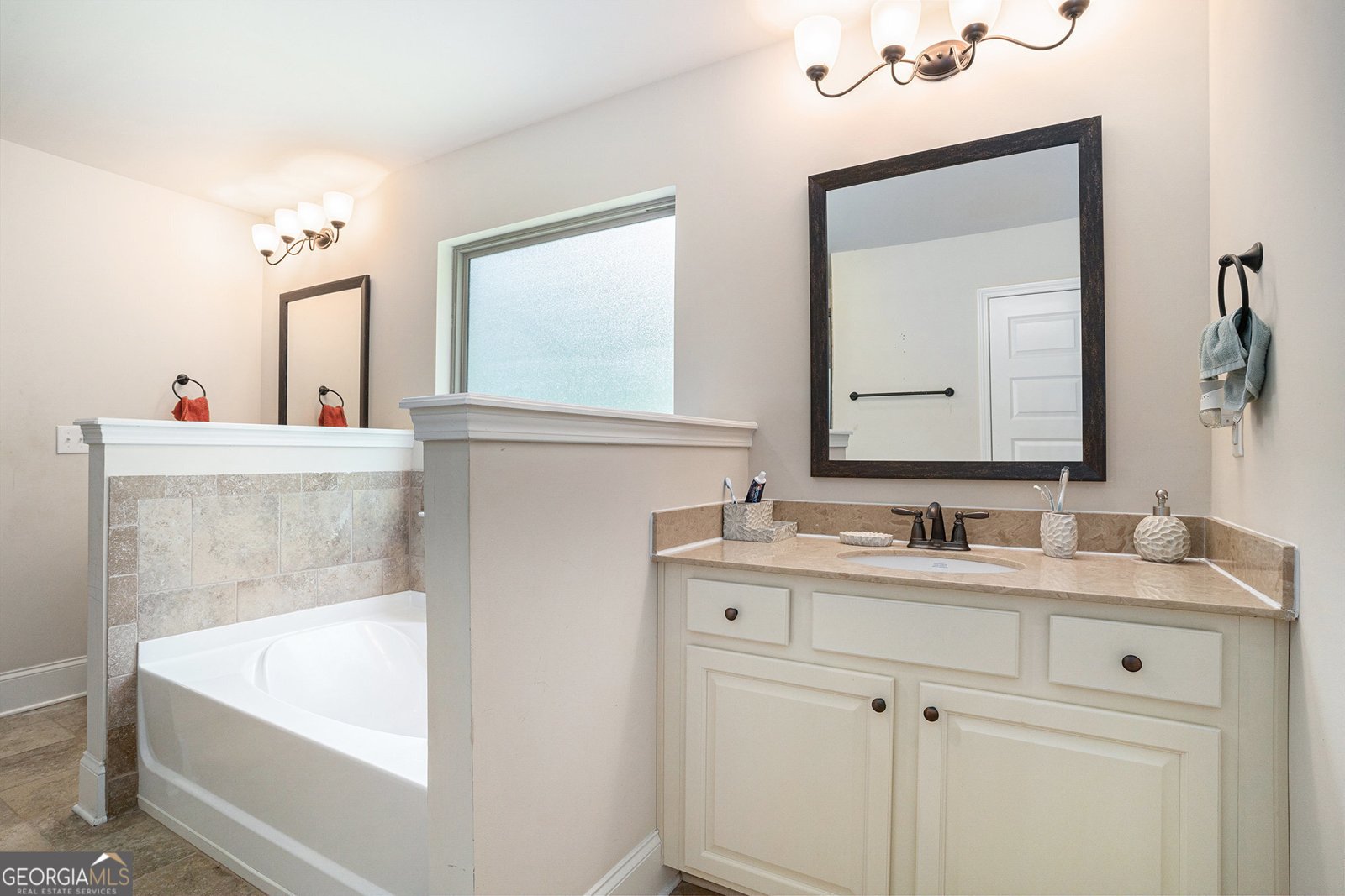 1340 Mandarin Lane Stockbridge - 25