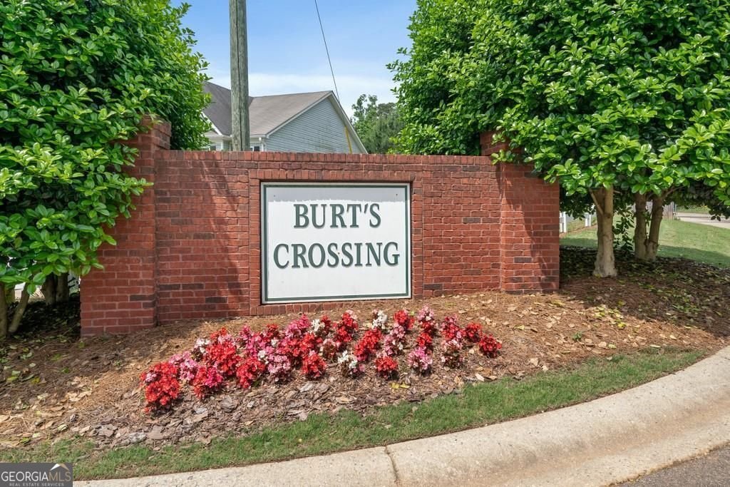 192 Nashport Lane Dawsonville - 1