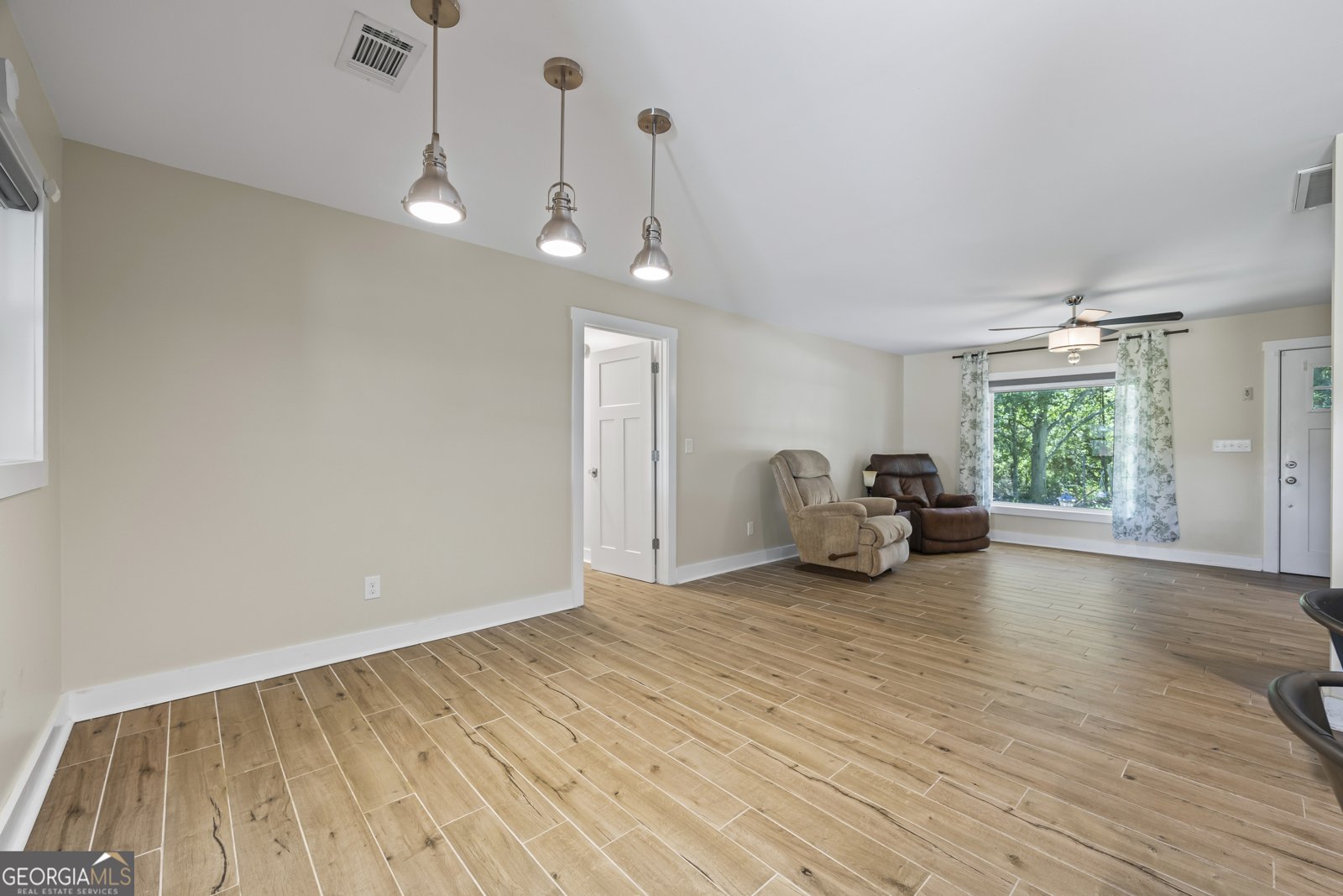 711 Shackelford Road Royston - 9