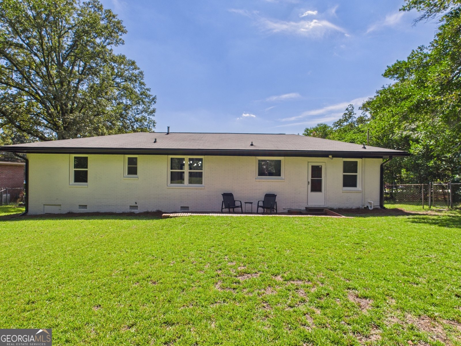 1910 Fairway Drive Macon - 27