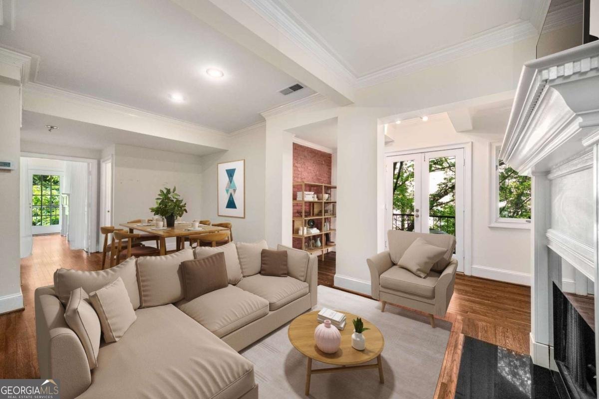 2840 Peachtree Road Atlanta - 1
