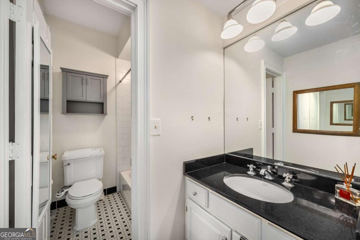 2840 Peachtree Road Atlanta - 18