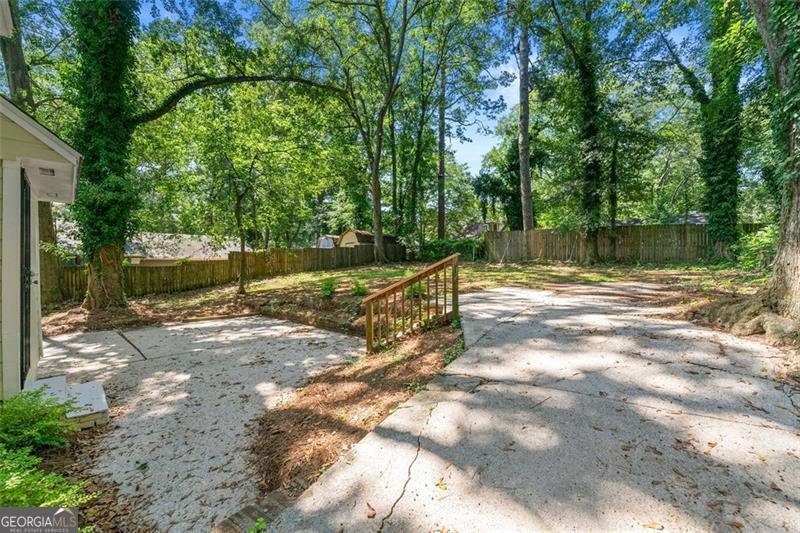 1568 Mayflower Avenue Atlanta - 18
