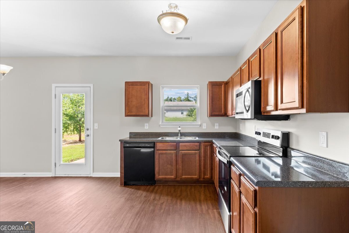 171 Biscayne Terrace Hampton - 10