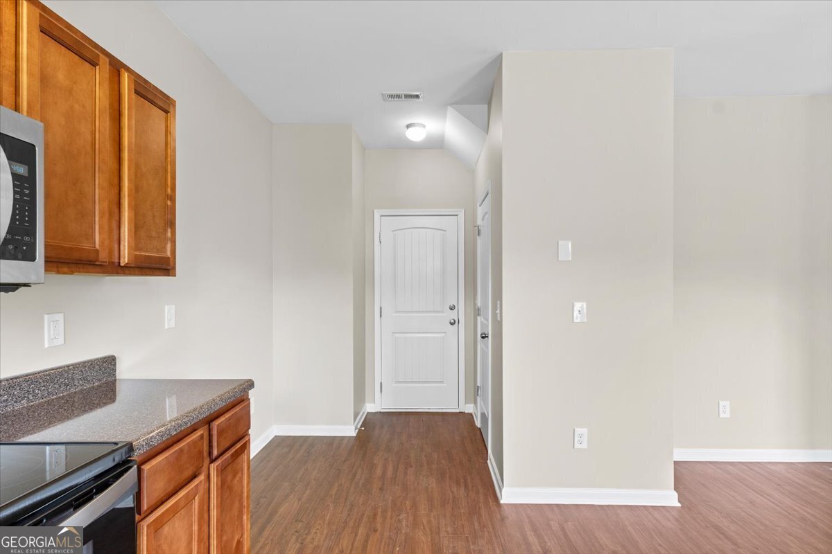 171 Biscayne Terrace Hampton - 12